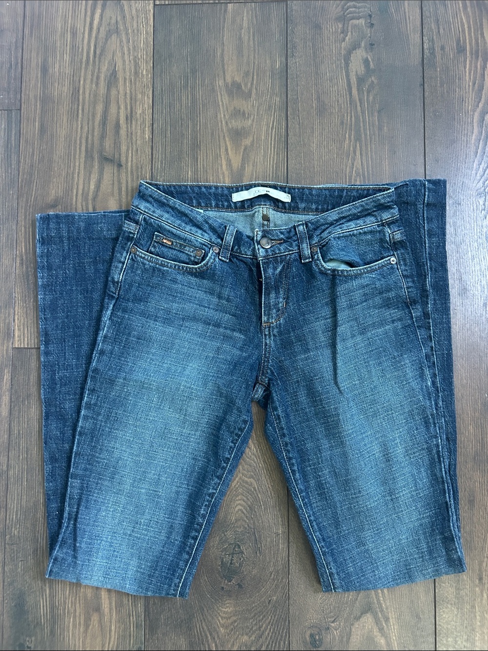 JOE’S Women’s Skinny Flared Jeans in Washed Blue Denim